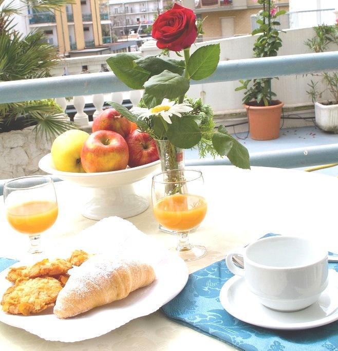 Hotel Vienna Bellaria-Igea Marina Bagian luar foto