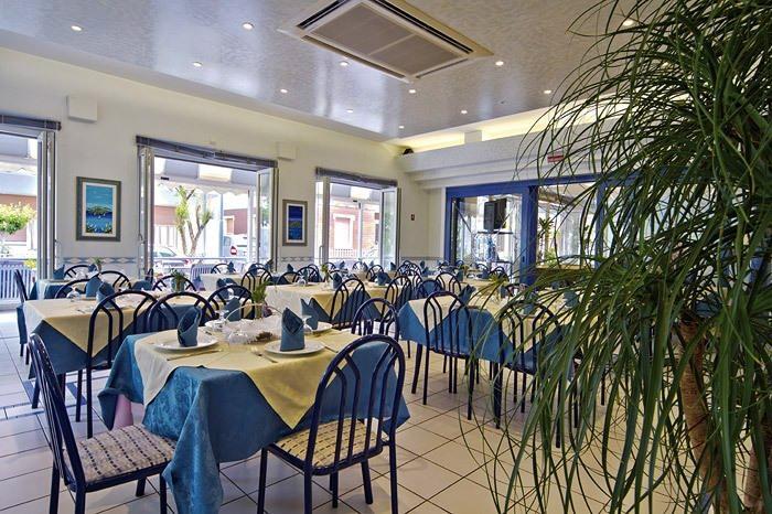 Hotel Vienna Bellaria-Igea Marina Bagian luar foto