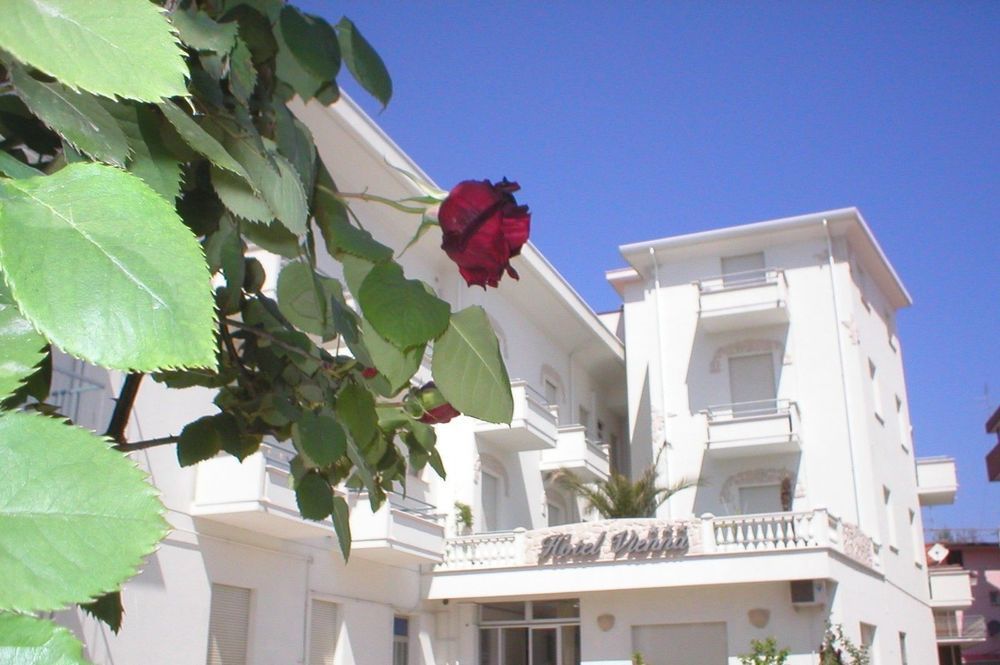 Hotel Vienna Bellaria-Igea Marina Bagian luar foto